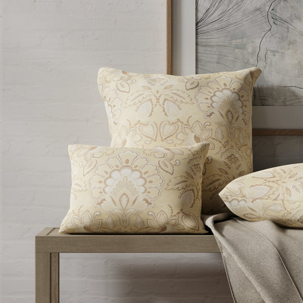 Cathleen Beige